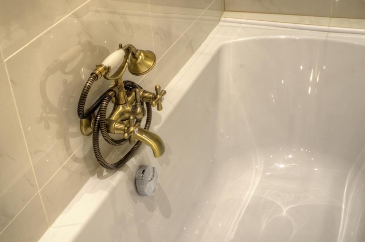 شقة Les Petits Boudoirs De Savoie شامبيري المظهر الخارجي الصورة